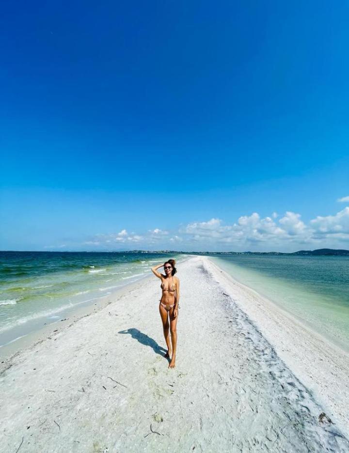- Dos Anjos * Arraial do Cabo